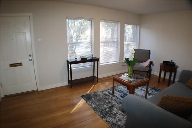 $210,000 | 4020 Blue Bonnet Boulevard, Unit B, Houston, TX 77025