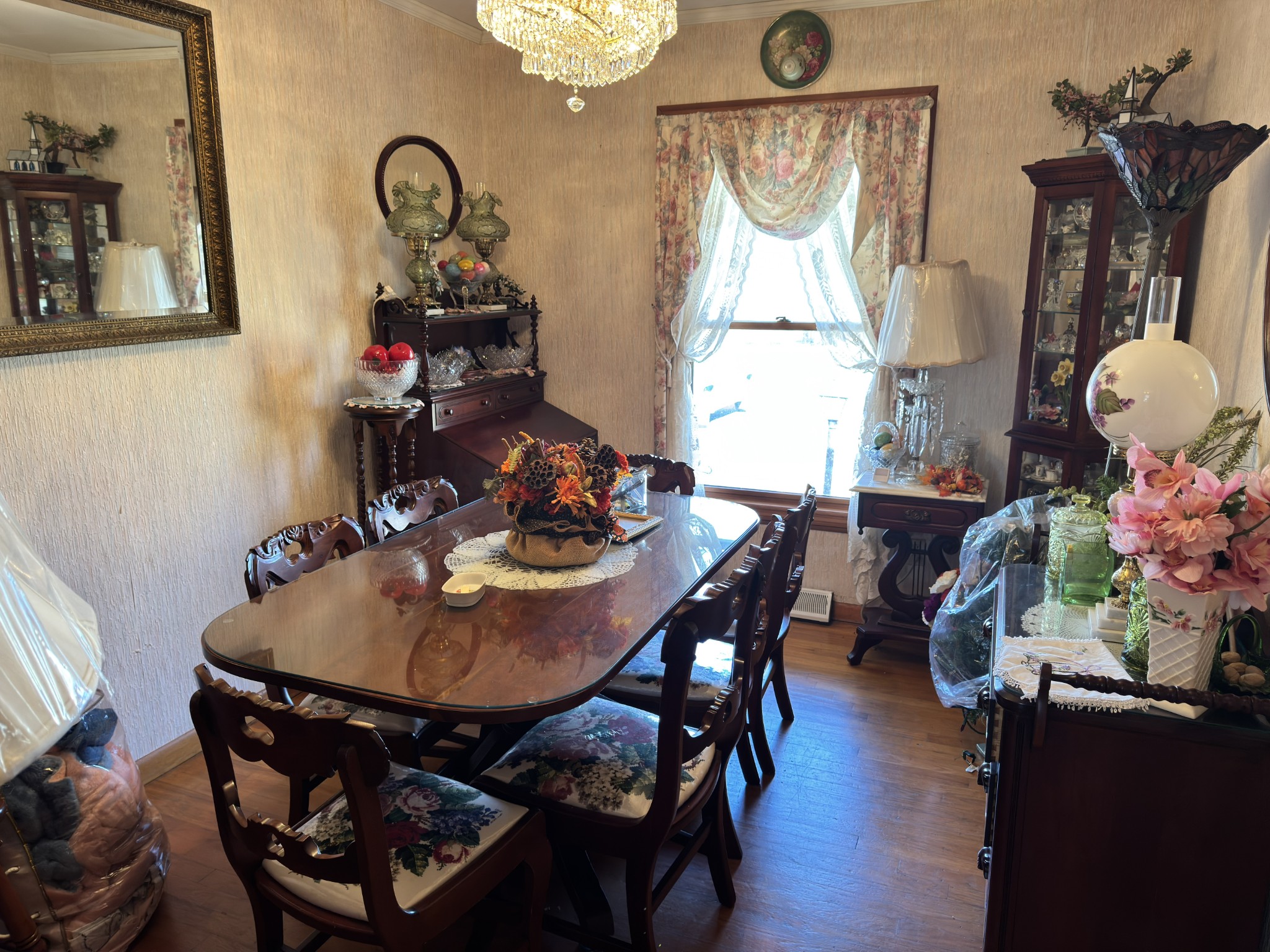 205 Mary Sharp Drive Decherd, TN 37324 - Photo 6 of 18 a dining room with furniture and wooden floor