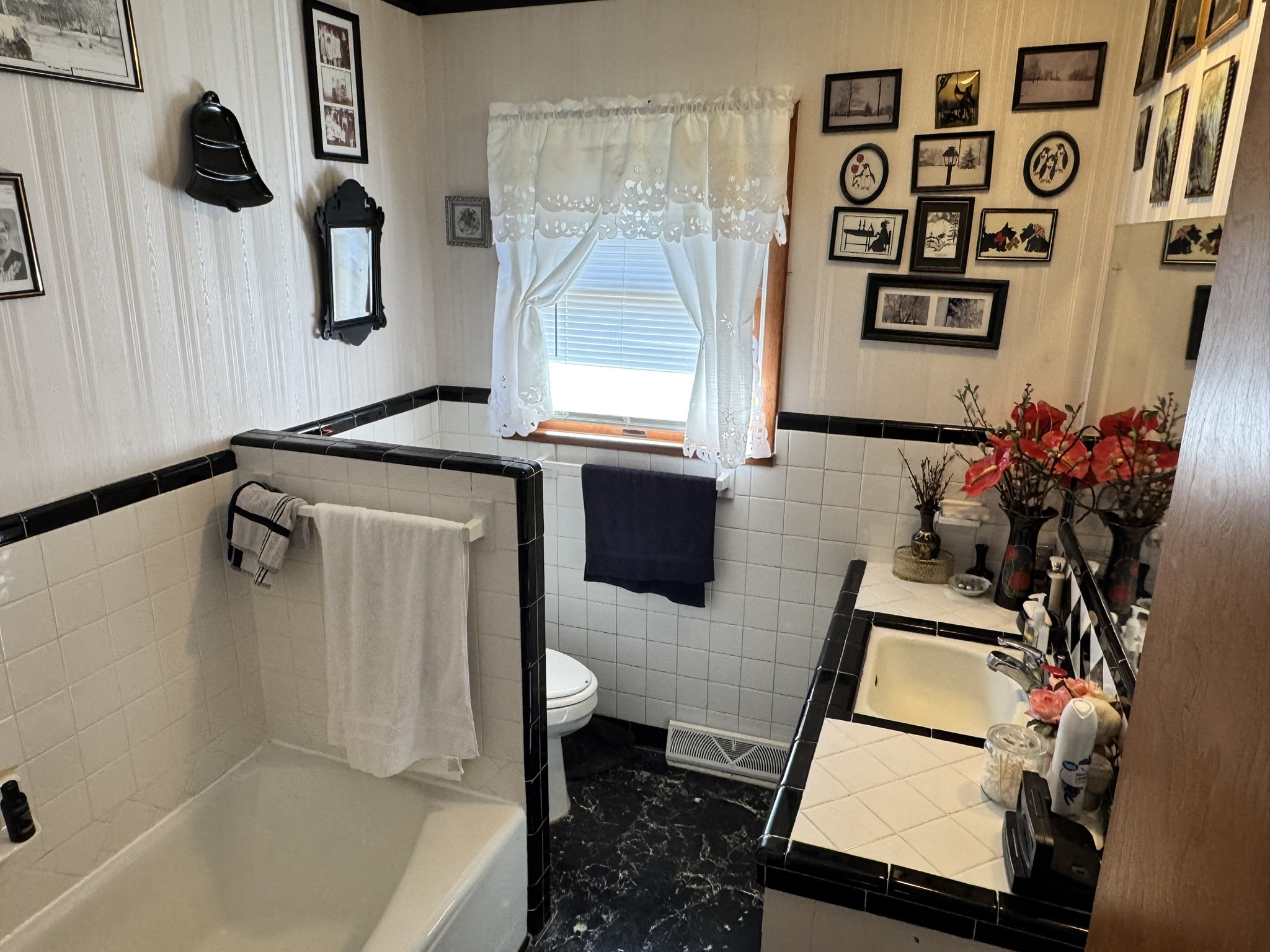 205 Mary Sharp Drive Decherd, TN 37324 - Photo 7 of 18