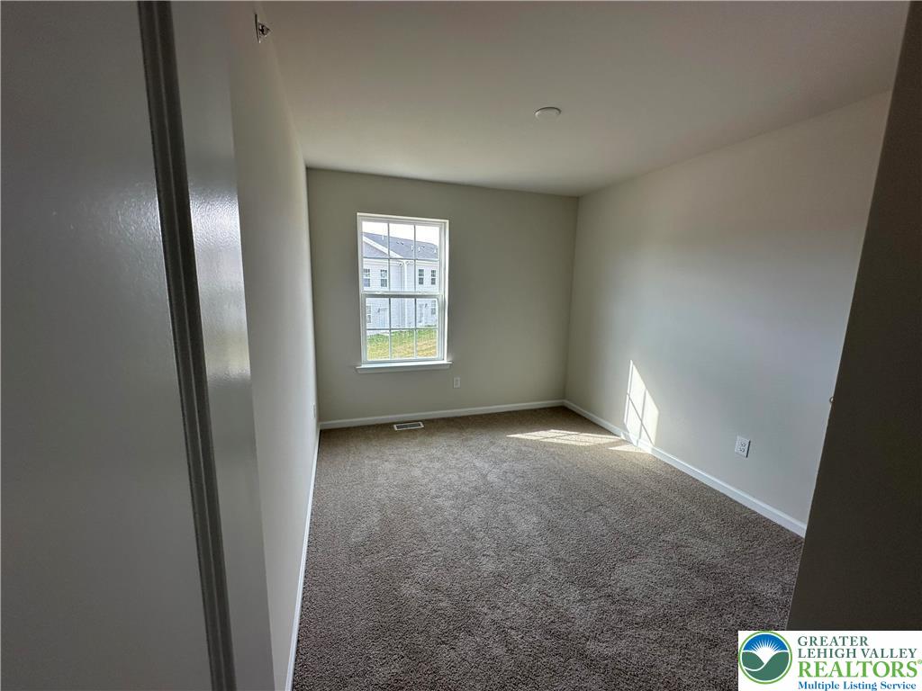 1208 Martin Road Breinigsville, PA 18031 - Photo 34 of 38