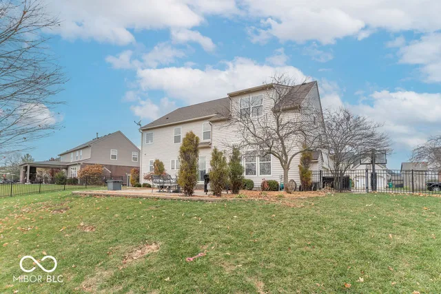 $585,000 | 7847 Cross Creek, Avon, IN 46123