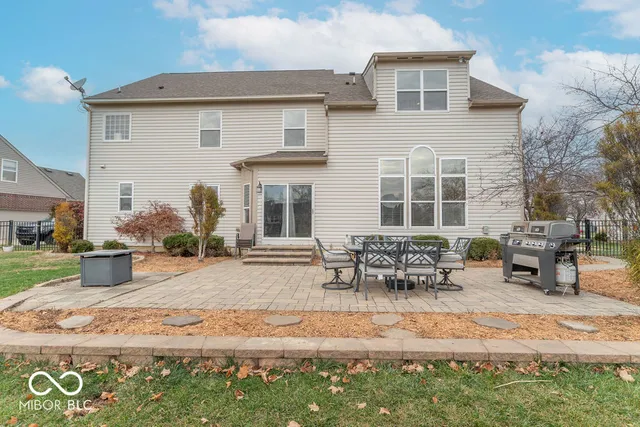 $585,000 | 7847 Cross Creek, Avon, IN 46123