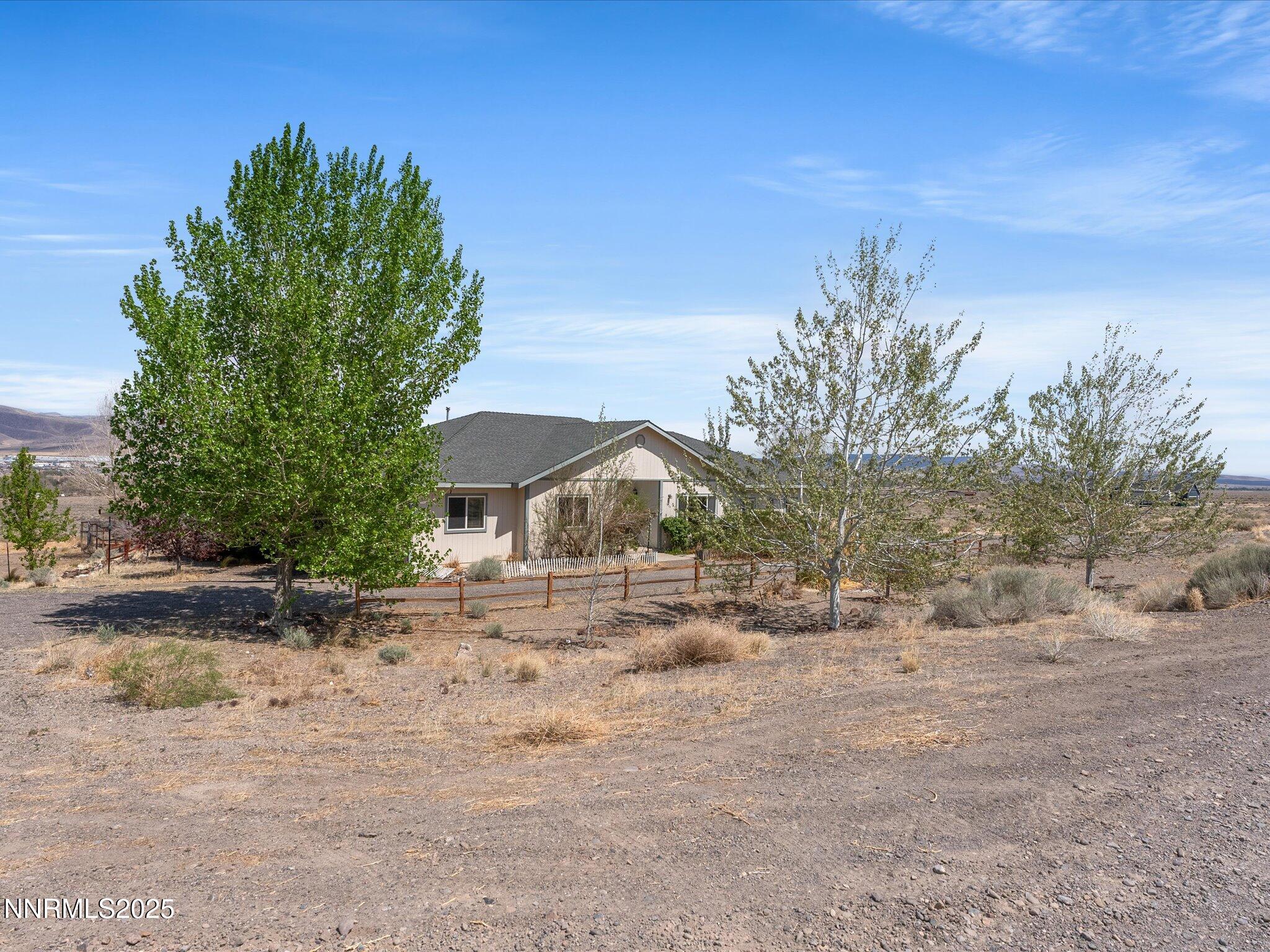 1974 Spring Fernley, NV 89408 - Photo 45 of 63 04-1974 Spring Dr-102