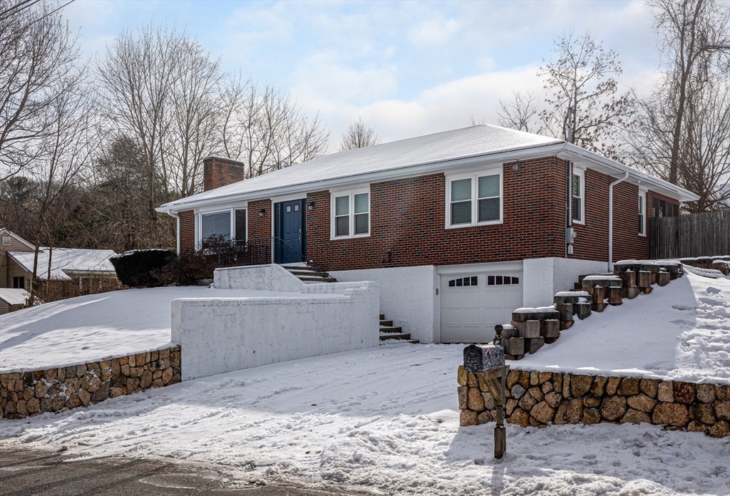 274 West Hill Road Marlborough, MA 01752 - Photo 2 of 35 Gallery Image 2