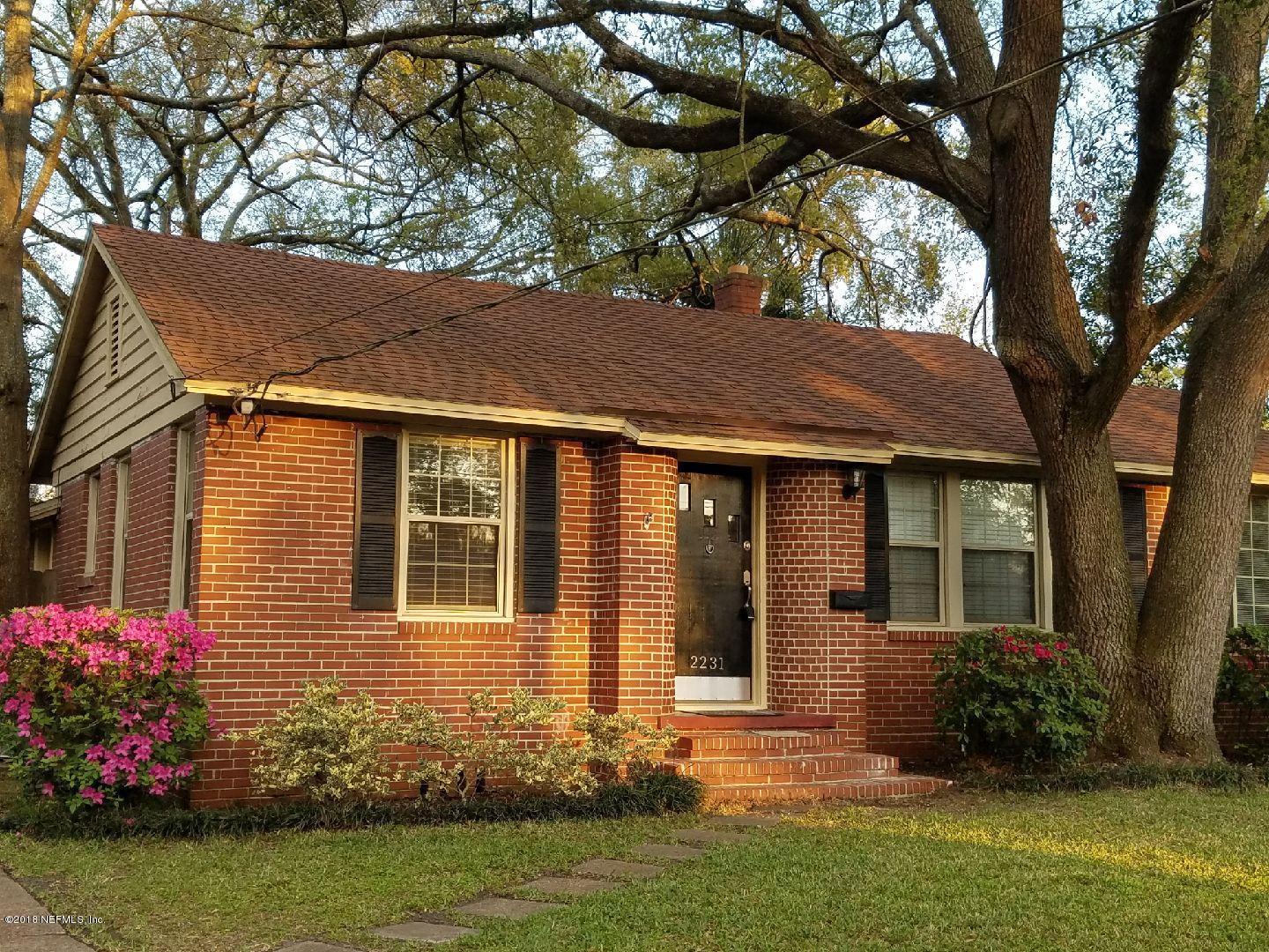 2231 Larchmont Road Jacksonville, FL 32207 - Photo 1 of 19 Front
