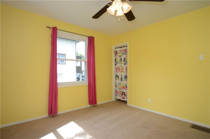 7028 Locust Road Bethel Park, PA 15102 - Photo 12 of 19 Gallery Image 12