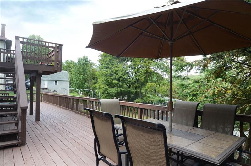 7028 Locust Road Bethel Park, PA 15102 - Photo 15 of 19 Gallery Image 15