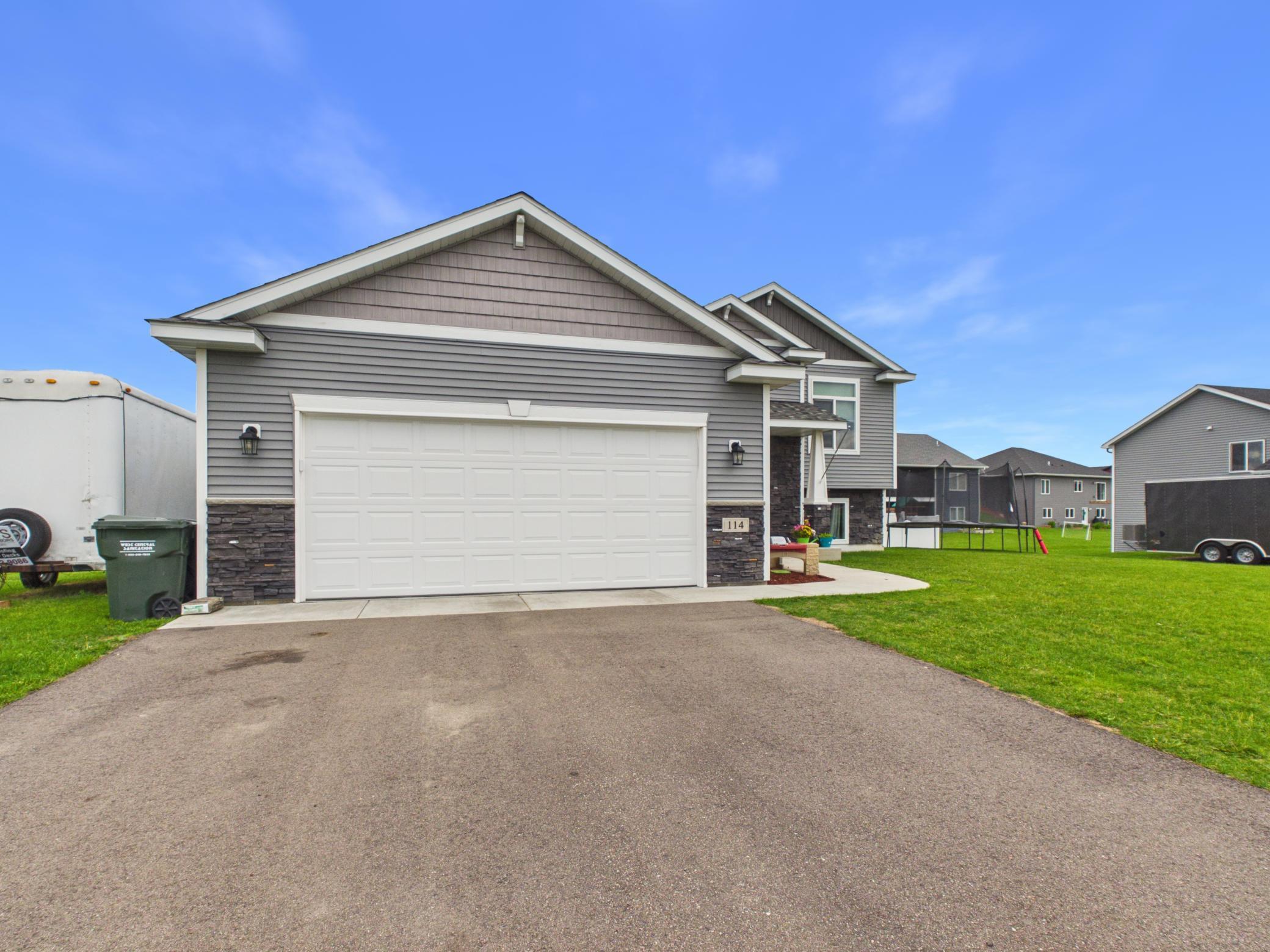 114 Collina Circle Avon, MN 56310 - Photo 2 of 26