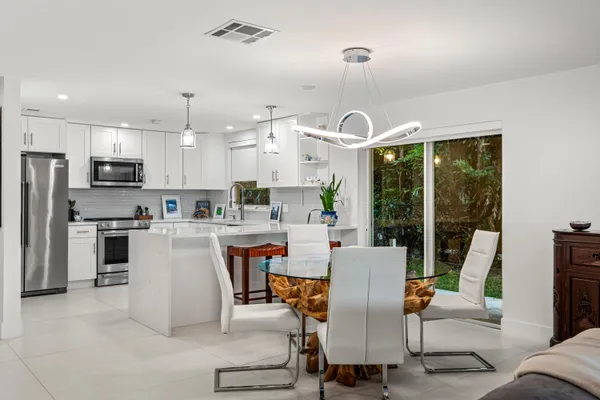 $2,675,000 | 336 Venetian Drive, Unit 1, Delray Beach, FL 33483