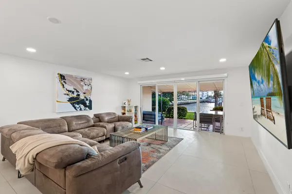 $2,675,000 | 336 Venetian Drive, Unit 1, Delray Beach, FL 33483