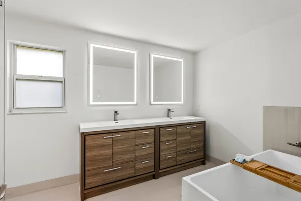$2,675,000 | 336 Venetian Drive, Unit 1, Delray Beach, FL 33483