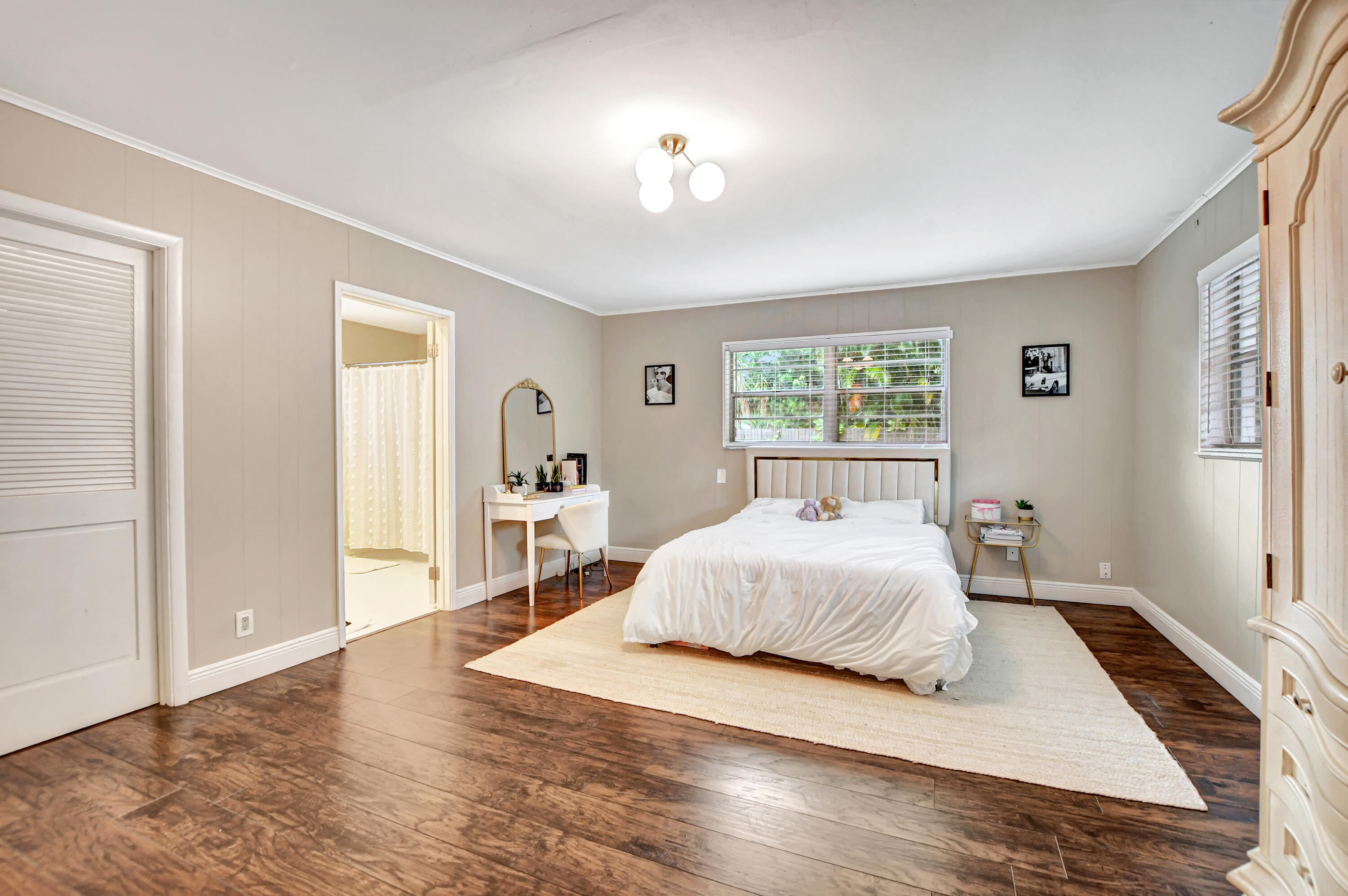 409 Manchester Street Boca Raton, FL 33487 - Photo 13 of 50 PRIMARY BEDROOM