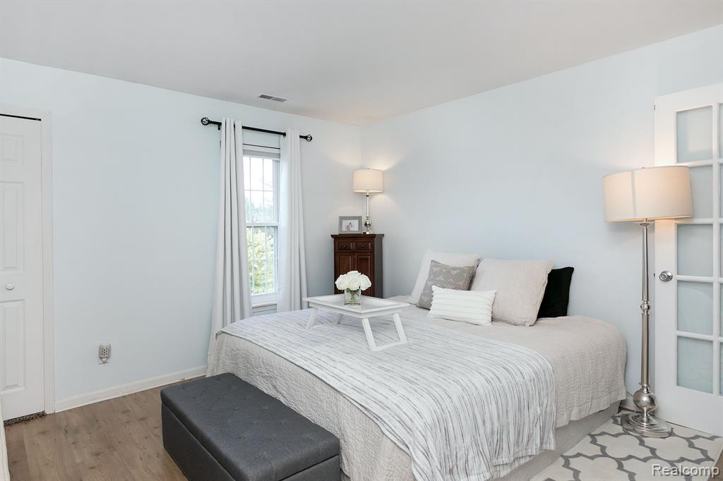 1665 Huntington Park, Unit F Rochester Hills, MI 48309 - Photo 21 of 34