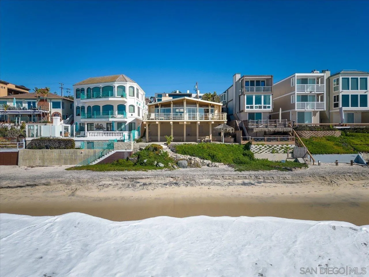 2681 Ocean Street Carlsbad, CA 92008 - Photo 4 of 36 a view of front a house with a yard