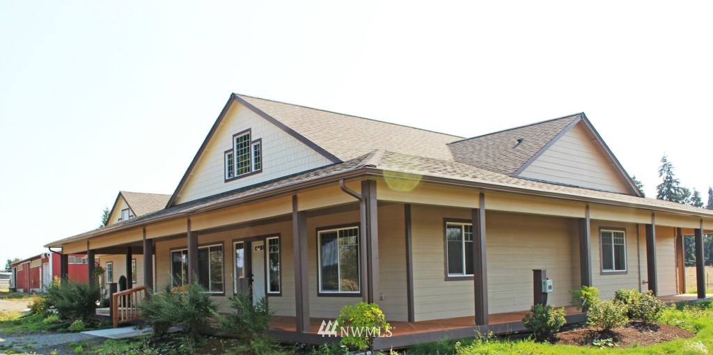 7641 183rd Avenue Southwest Rochester, WA 98579 - Photo 1 of 25