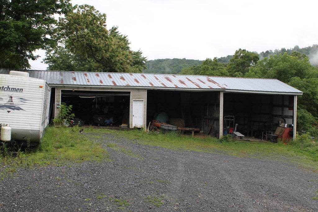 7930 Warrior Rdg Road Petersburg, PA 16669 - Photo 2 of 26 Gallery Image 2
