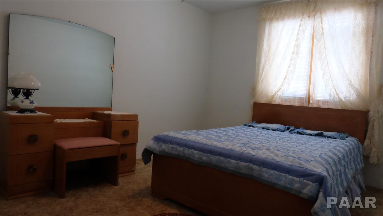 214 Frontenac Road Marquette Heights, IL 61554 - Photo 10 of 25 Gallery Image 10