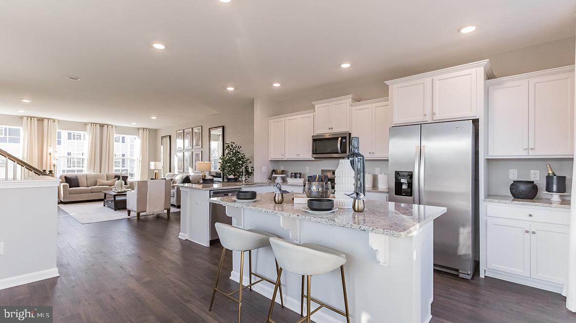 18 Cardinal Way Mount Mount Laurel, NJ 08054 - Photo 1 of 35