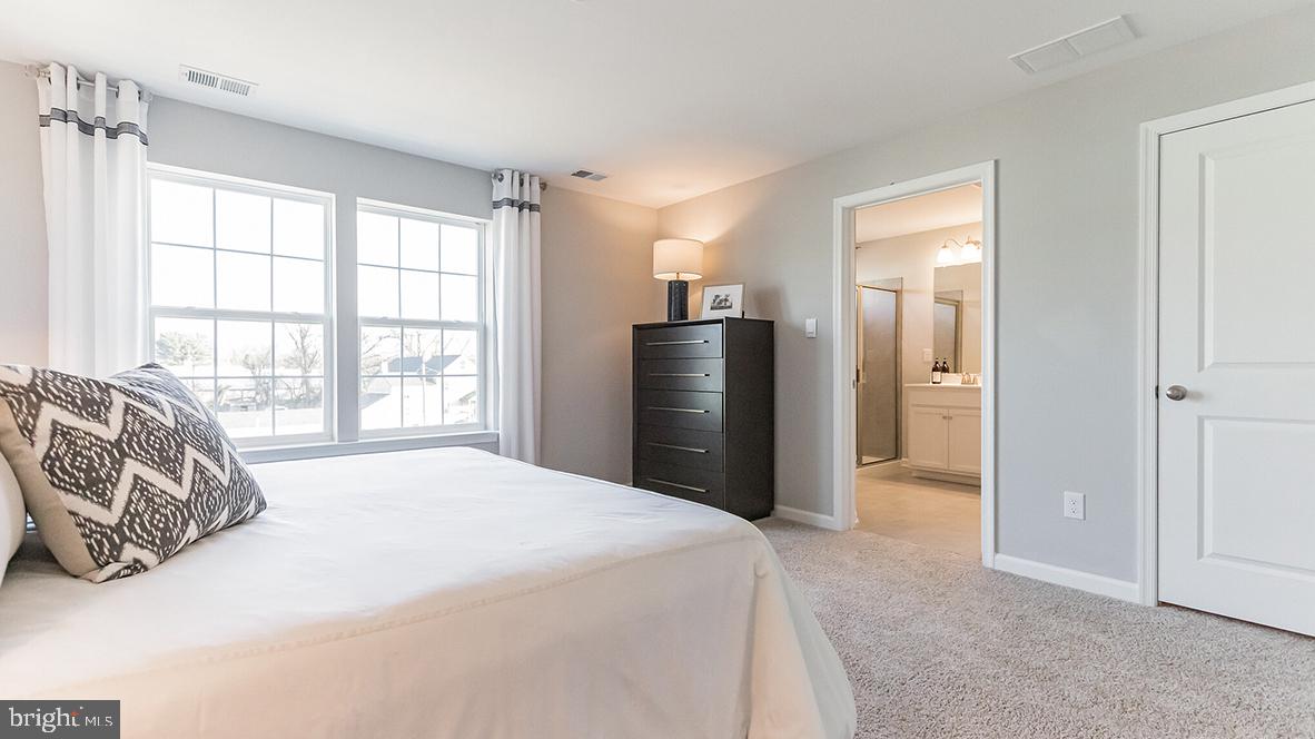 18 Cardinal Way Mount Mount Laurel, NJ 08054 - Photo 16 of 35