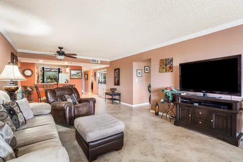 $195,000 | 6620 Boca Del Mar Drive, Unit 507, Boca Raton, FL 33433