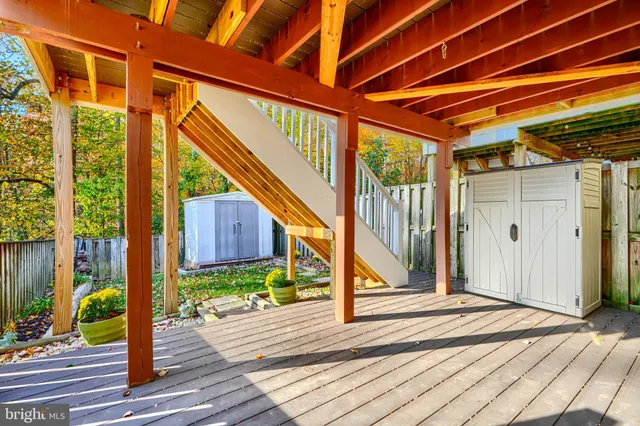 a view of outdoor space