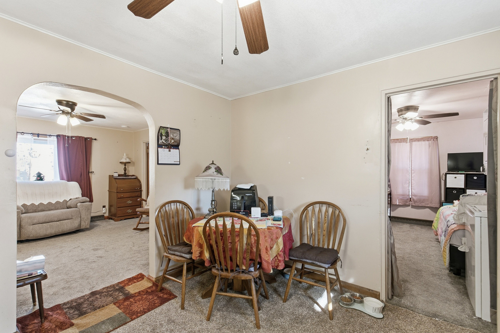 2400 47th Street Moline, IL 61265 - Photo 17 of 23 a view of a livingroom with furniture