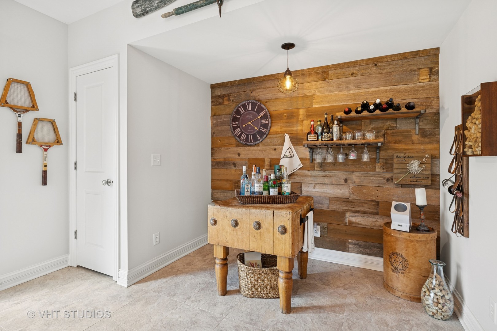 4220 Weatherstone Road Crystal Lake, IL 60014 - Photo 27 of 36 Gallery Image 27