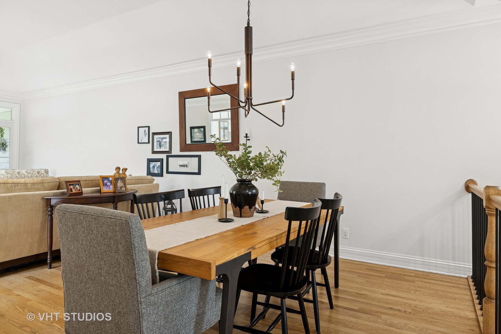 4220 Weatherstone Road Crystal Lake, IL 60014 - Photo 4 of 36 Gallery Image 4