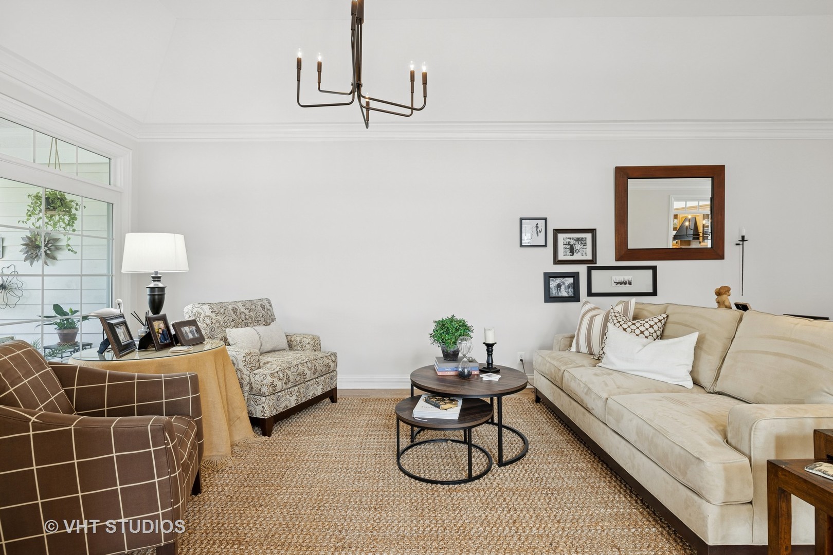 4220 Weatherstone Road Crystal Lake, IL 60014 - Photo 7 of 36 Gallery Image 7