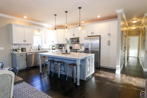 $349,500 | 2225 Mt Vernon Terrace, Emporia, KS 66801