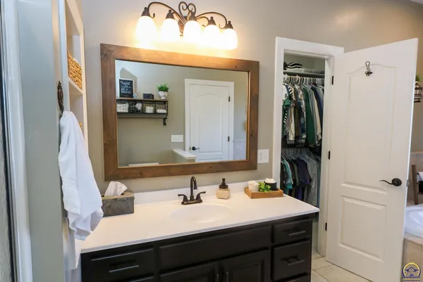 $349,500 | 2225 Mt Vernon Terrace, Emporia, KS 66801