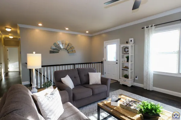 $349,500 | 2225 Mt Vernon Terrace, Emporia, KS 66801