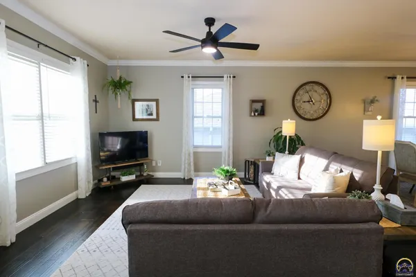 $349,500 | 2225 Mt Vernon Terrace, Emporia, KS 66801