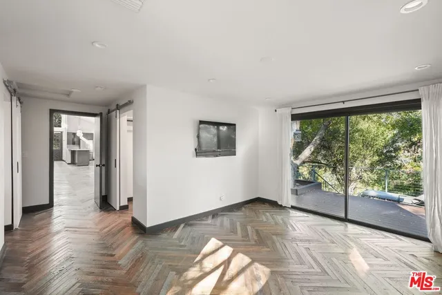 $7,500 | 21273 Entrada Road, Topanga, CA 90290