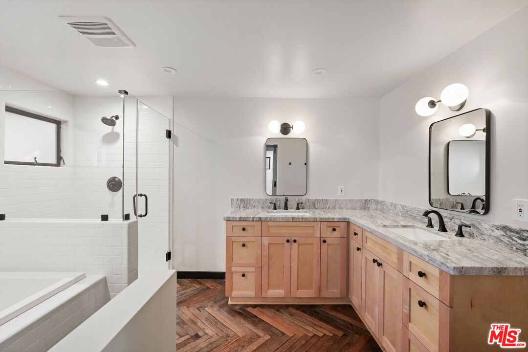 21273 Entrada Road Topanga, CA 90290 - Photo 34 of 70