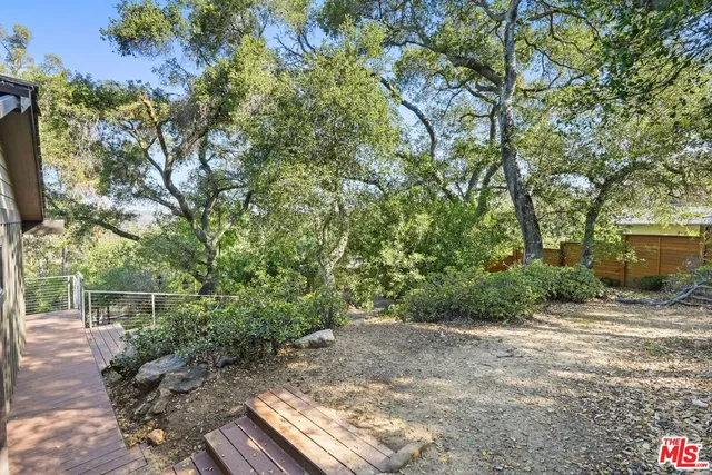 $7,500 | 21273 Entrada Road, Topanga, CA 90290