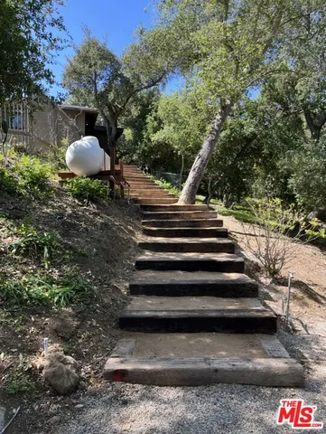 $7,500 | 21273 Entrada Road, Topanga, CA 90290