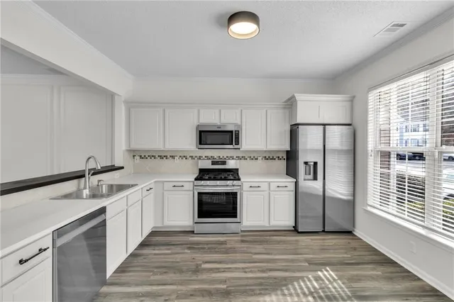 $2,700 | 9155 Nesbit Ferry Road, Unit 96, Alpharetta, GA 30022