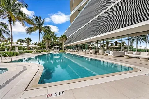 $1,695,000 | 730 North Ocean Boulevard, Unit 701, Pompano Beach, FL 33062