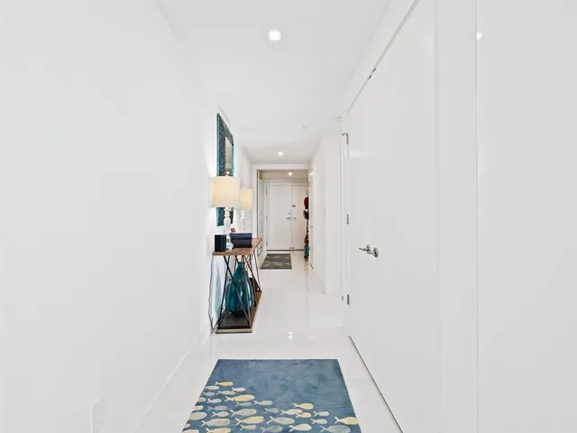 $1,695,000 | 730 North Ocean Boulevard, Unit 701, Pompano Beach, FL 33062