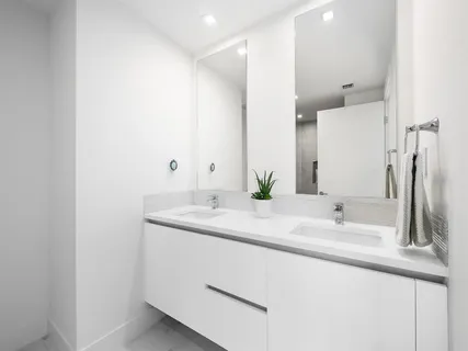 $1,695,000 | 730 North Ocean Boulevard, Unit 701, Pompano Beach, FL 33062