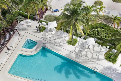 $1,695,000 | 730 North Ocean Boulevard, Unit 701, Pompano Beach, FL 33062