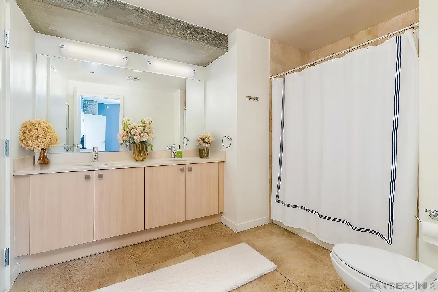 800 The Mark Lane, Unit 1006 San Diego, CA 92101 - Photo 9 of 21