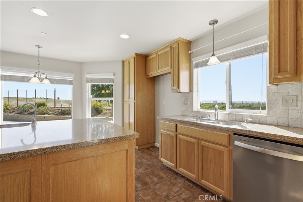 8020 Baron Way Paso Robles, CA 93446 - Photo 26 of 74