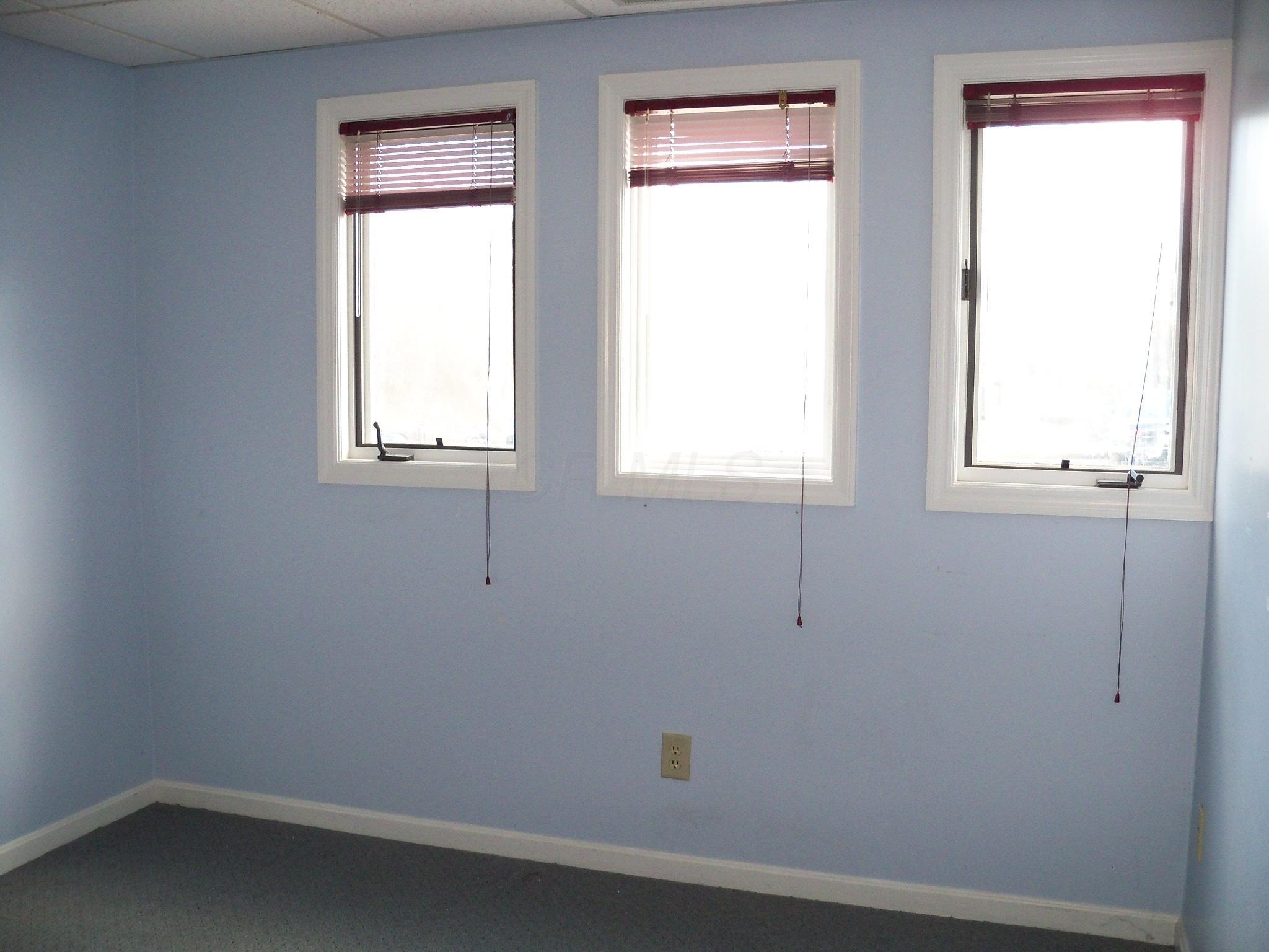 9200 Montgomery Road, Unit 7B Cincinnati, OH 45242 - Photo 16 of 17 100_7798