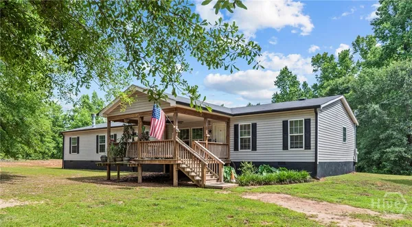 $374,900 | 205 Hope Drive, Comer, GA 30629