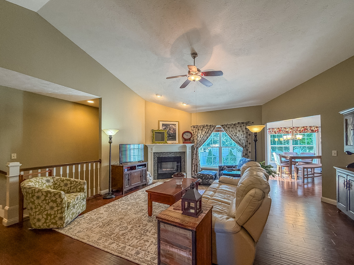 3907 Boulder Ridge Drive Champaign, IL 61822 - Photo 5 of 53