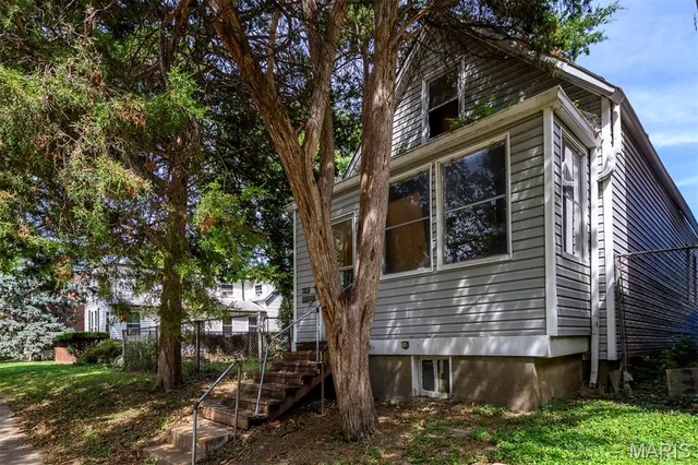 $135,000 | 4147 Connecticut Street, St. Louis, MO 63116