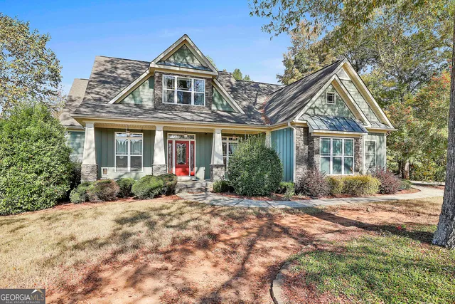 $679,900 | 10 Edgewater Way, Senoia, GA 30276