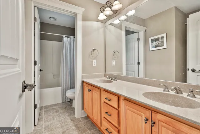 $679,900 | 10 Edgewater Way, Senoia, GA 30276